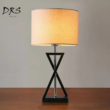 נורדי מנורות שולחן עבור חדר השינה ליד המיטה LED האמריקאית המודרנית בד בגוון שולחן אור על הסלון ללמוד E27 עיצוב תאורה